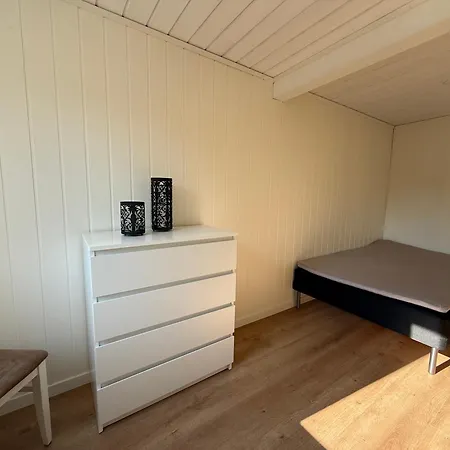 In Mjondalen Apartment *